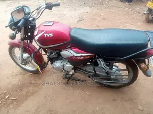 TVS Zeppelin 220 2022 Red
