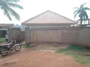 3bdrm House in Gangu, Central Division for Sale