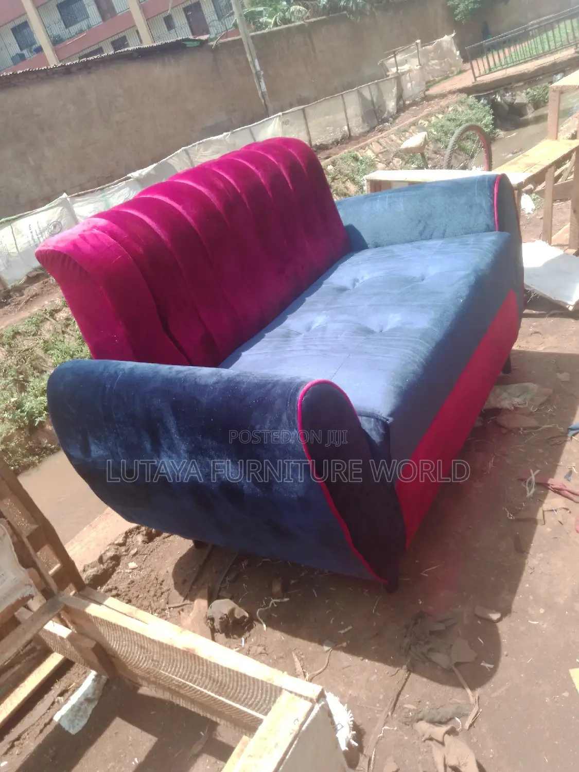 Sofas for Sale in Good Materials