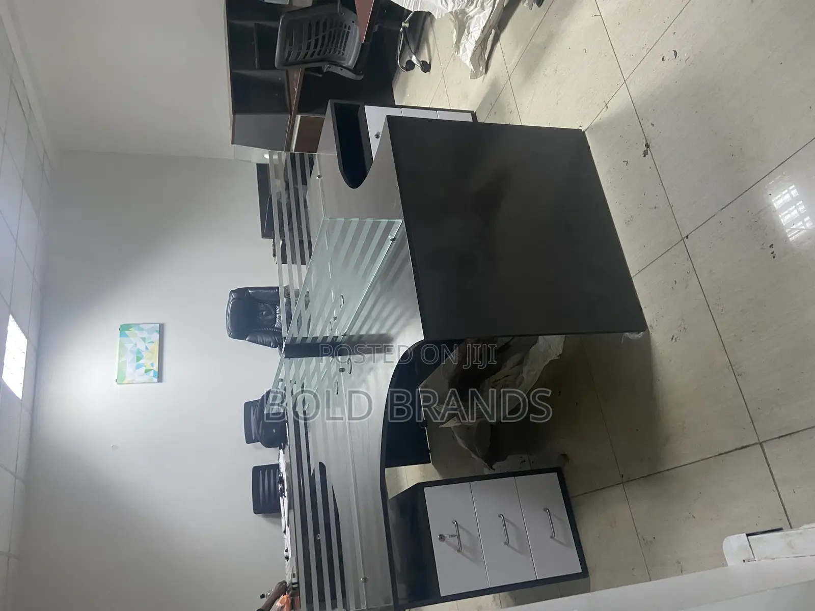 Workstation/Staff Desk