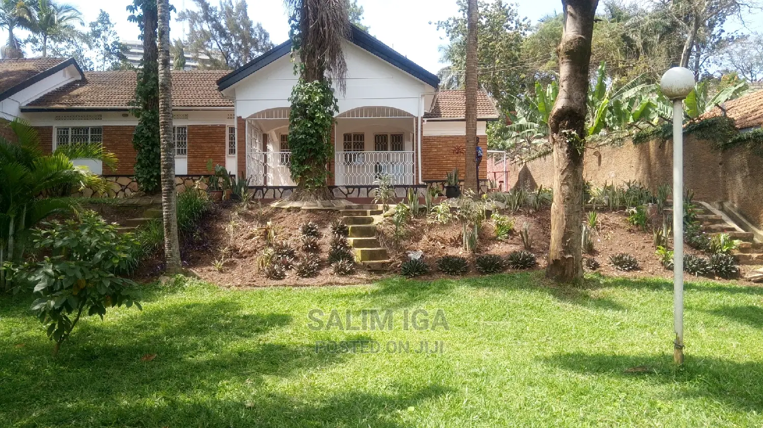 4bdrm Bungalow in Kololo Property, Central Division for Rent