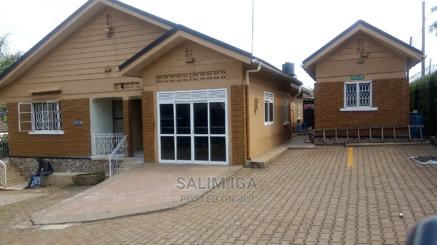 4bdrm Chalet in Kololo Property, Central Division for Rent