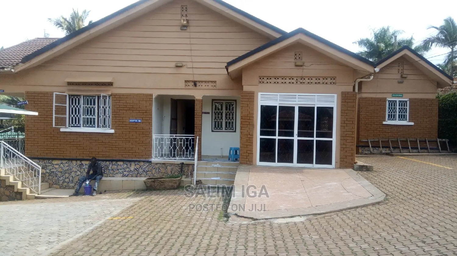 4bdrm Chalet in Kololo Property, Central Division for Rent
