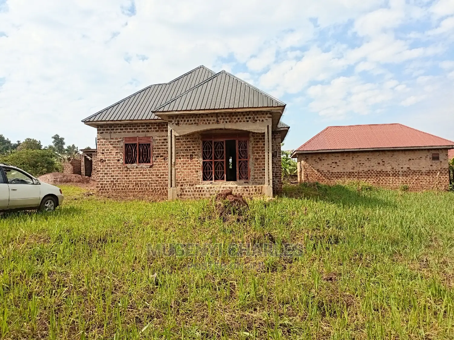 2bdrm Bungalow in Kiwenda Estate, Central Division for Sale