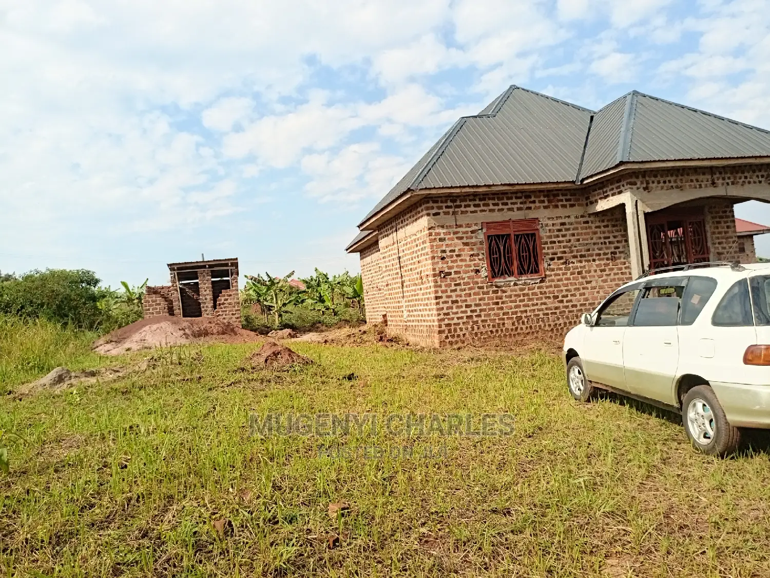 2bdrm Bungalow in Kiwenda Estate, Central Division for Sale