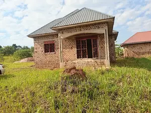 2bdrm Bungalow in Kiwenda Estate, Central Division for Sale