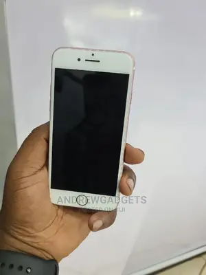 Apple iPhone 7 32 GB Rose Gold