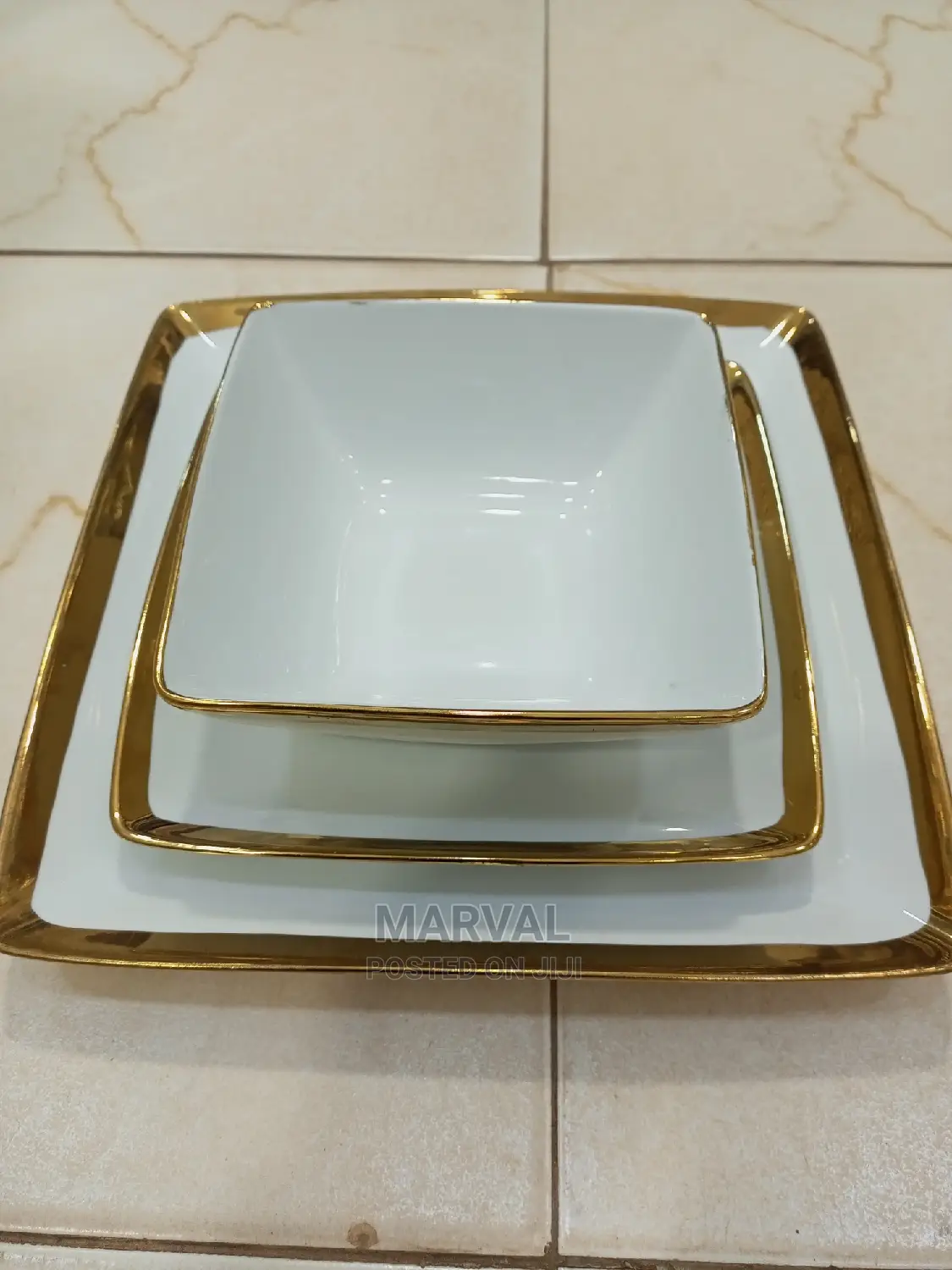 Square Golden Dinner Set (18pc)