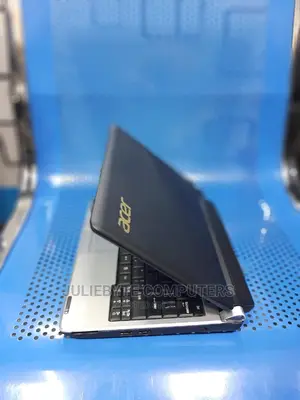 Laptop Acer Aspire 1 2GB Intel Celeron HDD 160GB