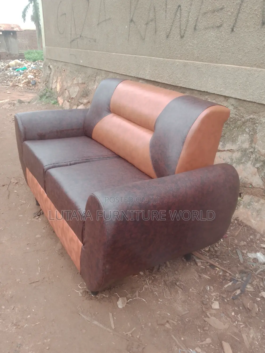 Sofas for Sale in Good Condition (Quality)(Condition)(Price)