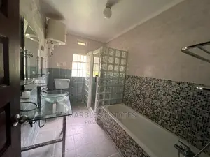 4bdrm Townhouse / Terrace in Kololo, Central Division for Rent