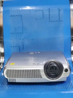 Hitachi Projector