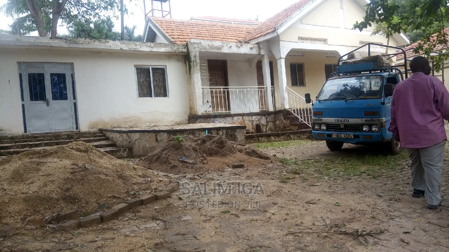 4bdrm Bungalow in Kololo Property, Central Division for Rent