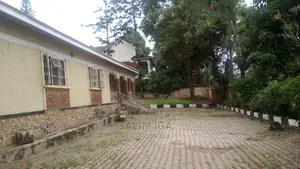4bdrm Bungalow in Kololo Property, Central Division for Rent