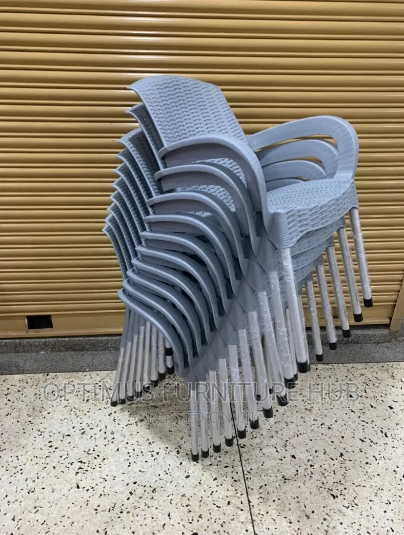 Plastic Chairs (Gray)