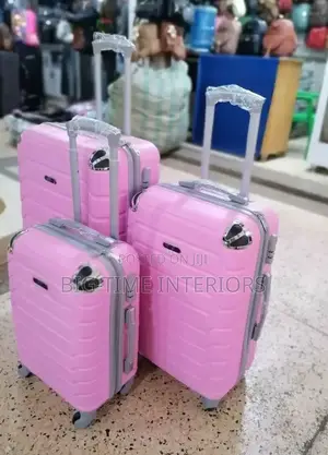 Classy 3pieces Plastic Suitcase Set- Pink