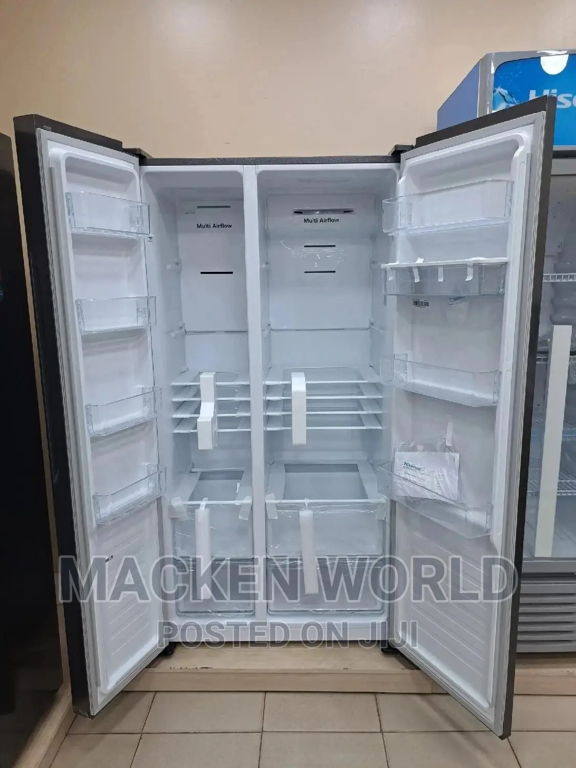 670l Hisense Silver Side by Side New