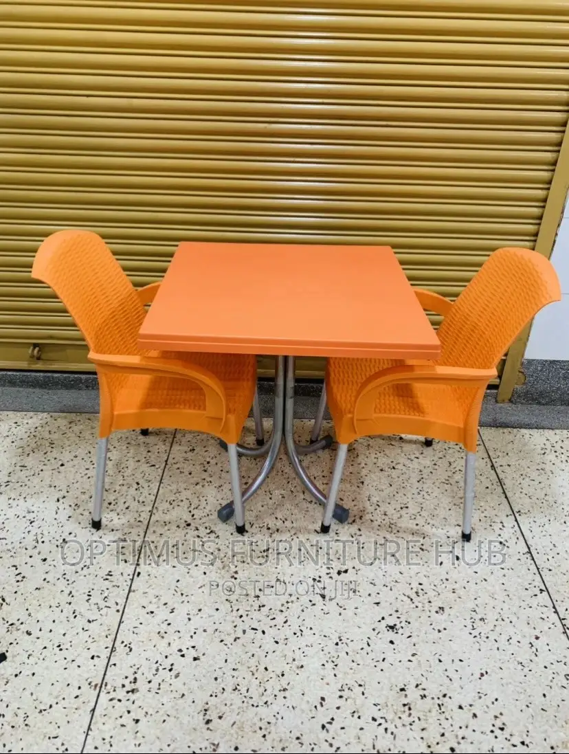 Square Set (2 Chairs, Table)