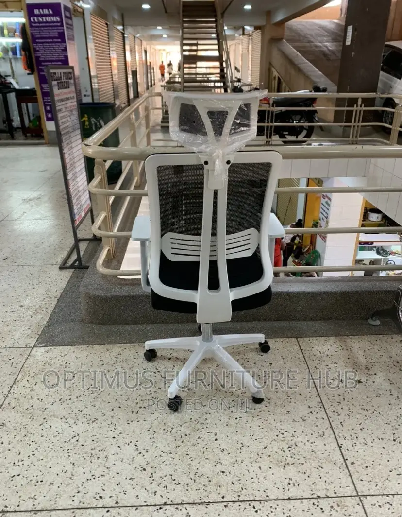 Office Chair (White)