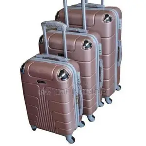 A Set of 3pieces Travel Plastic Suitcases