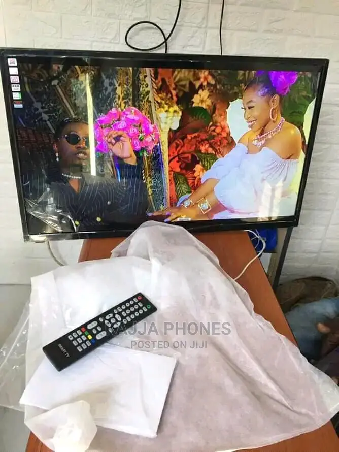 Smart-X 32inches Frameless Digital Flat Screen