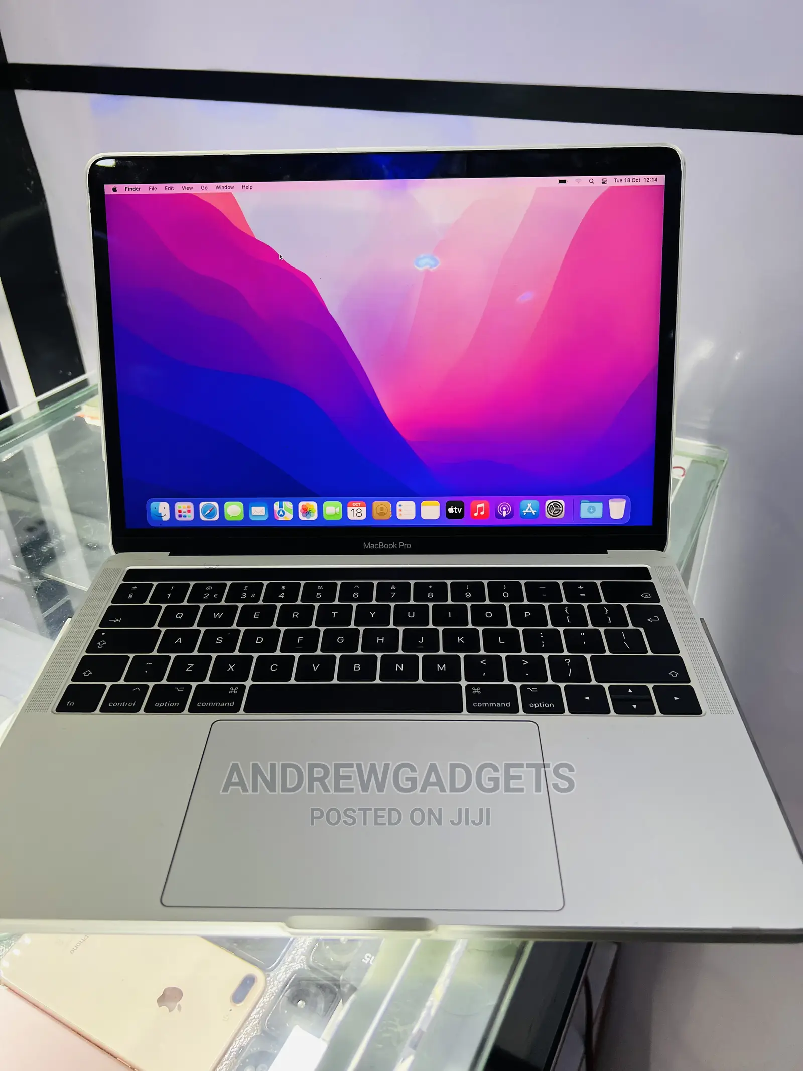 Laptop Apple MacBook Pro 8GB Intel Core I5 SSD 512GB