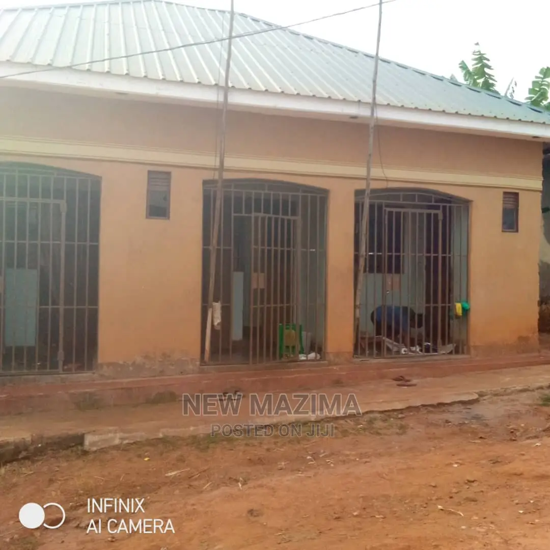 3bdrm House in Namasuba Ndejje, Division a for Sale