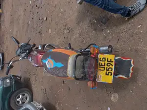 Bajaj Boxer 2009 Red
