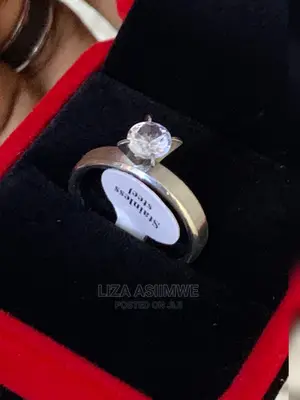 Engagement Rings Available at a Good Price
