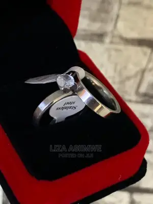 Both Wedding and Engagement Rings Available at a Good Price