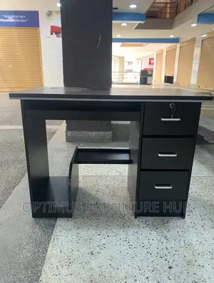 Executive Computer Desk (1.2 Meters)