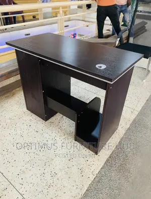 Executive Computer Desk (1.2 Meters)