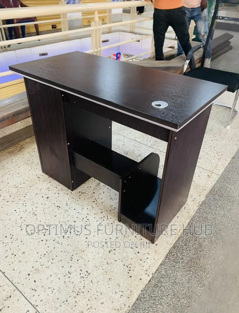 Executive Computer Desk (1.2 Meters)