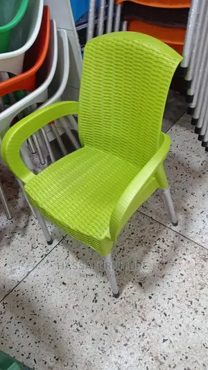 Plastic Chair for Bar and Restaurant Use