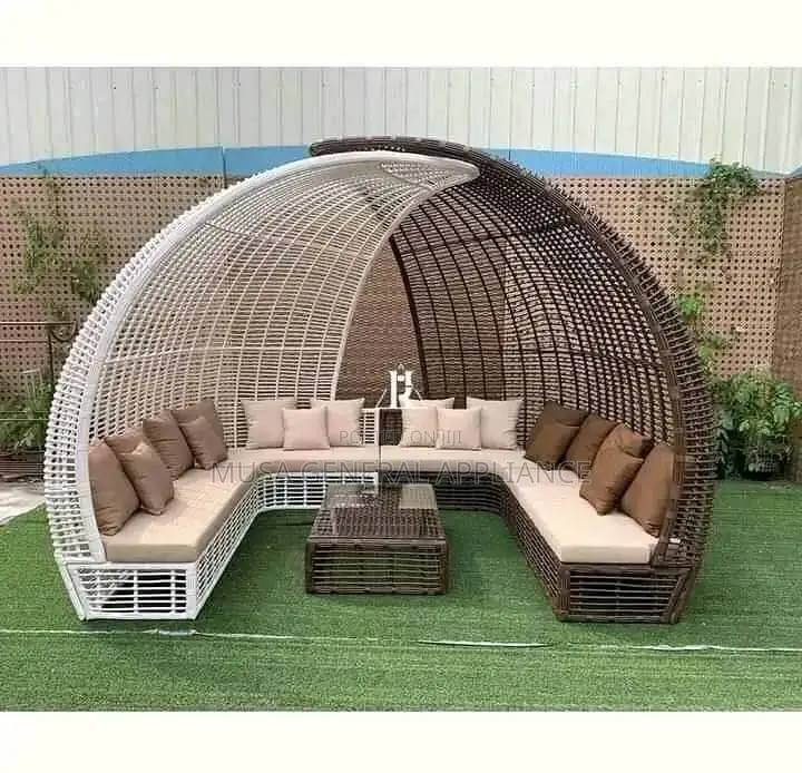Garden Roofing Chair