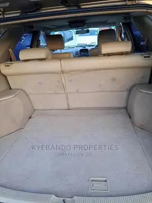 Toyota Harrier 3.0 V6 1999 Gold