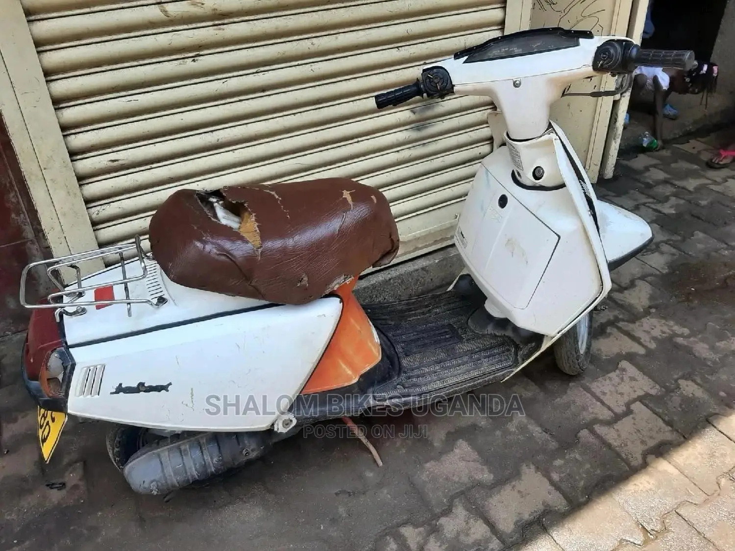 Suzuki GSR 2017 White