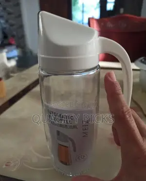 Glass Oil Bottle Dispenser