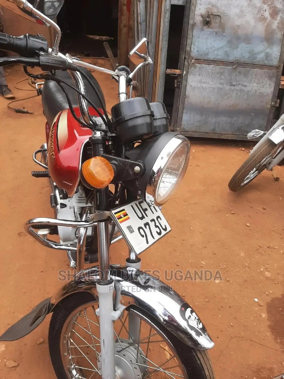 Bajaj RE 2022 Red