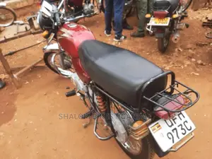 Bajaj RE 2022 Red