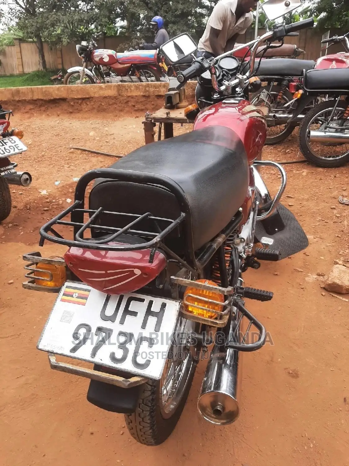 Bajaj RE 2022 Red