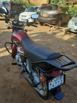 TVS HLX 125 2022 Red