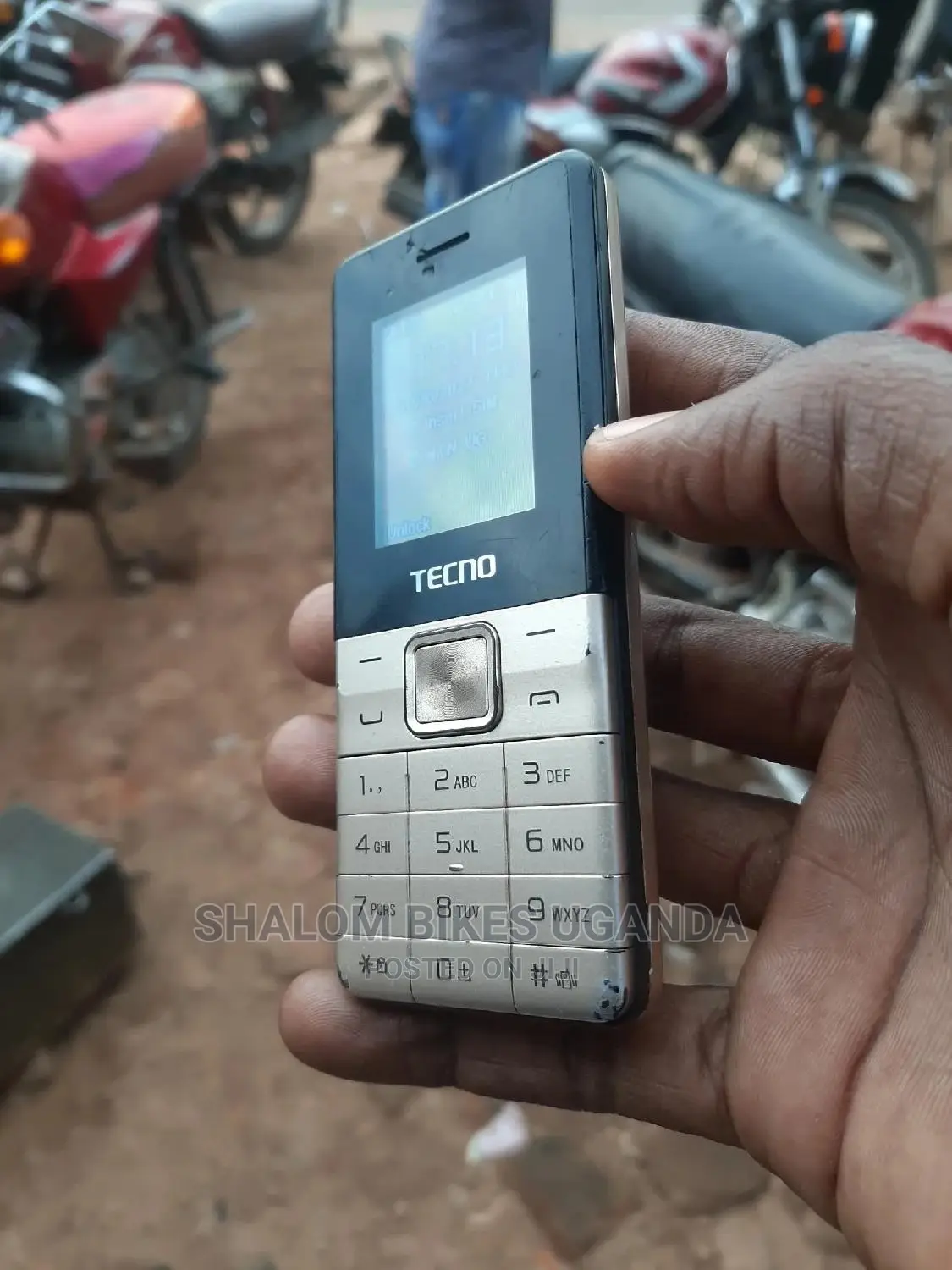 Tecno T301 Gold