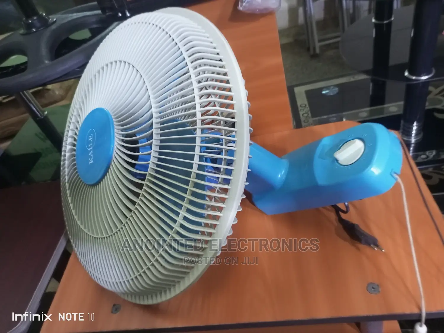 Wall Fans Black Clur