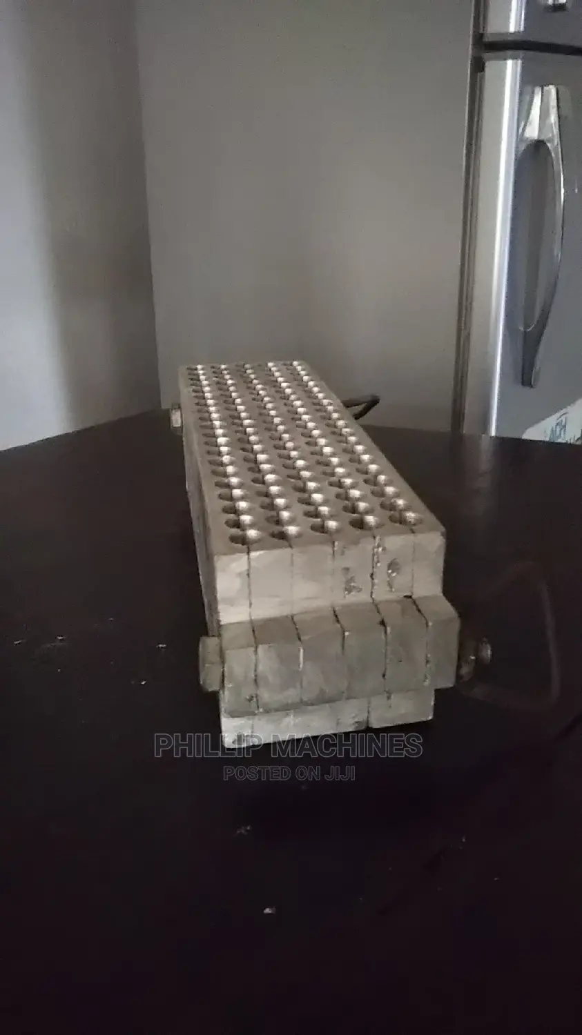 100 Pieces Per Round Chalk Moulds Always Available