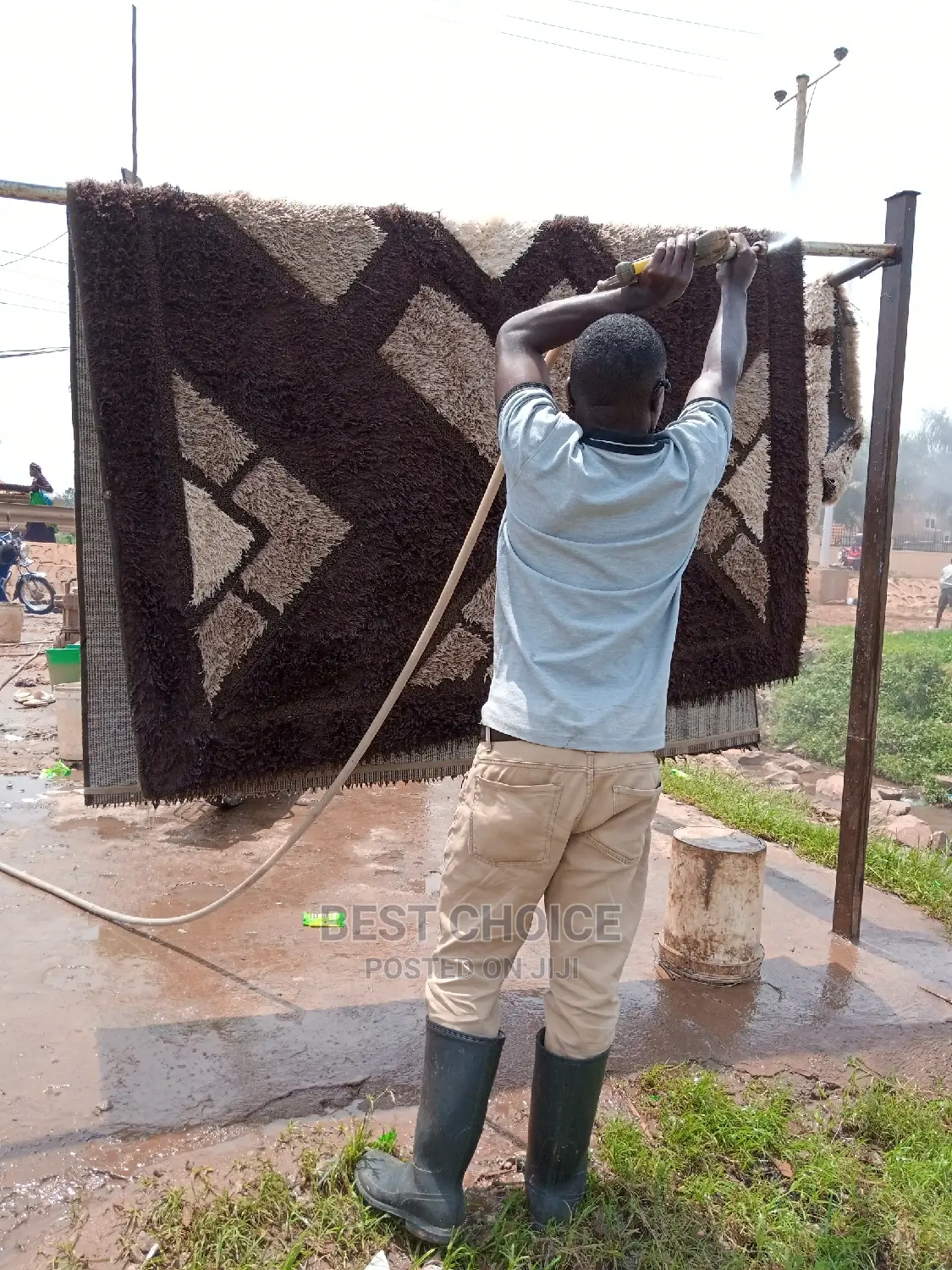 Carpet Cleaning to Get Rid of Dust Stains Bad Smell.