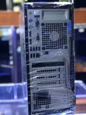 Desktop Computer Dell OptiPlex 7060 4GB Intel Core I5 HDD 500GB