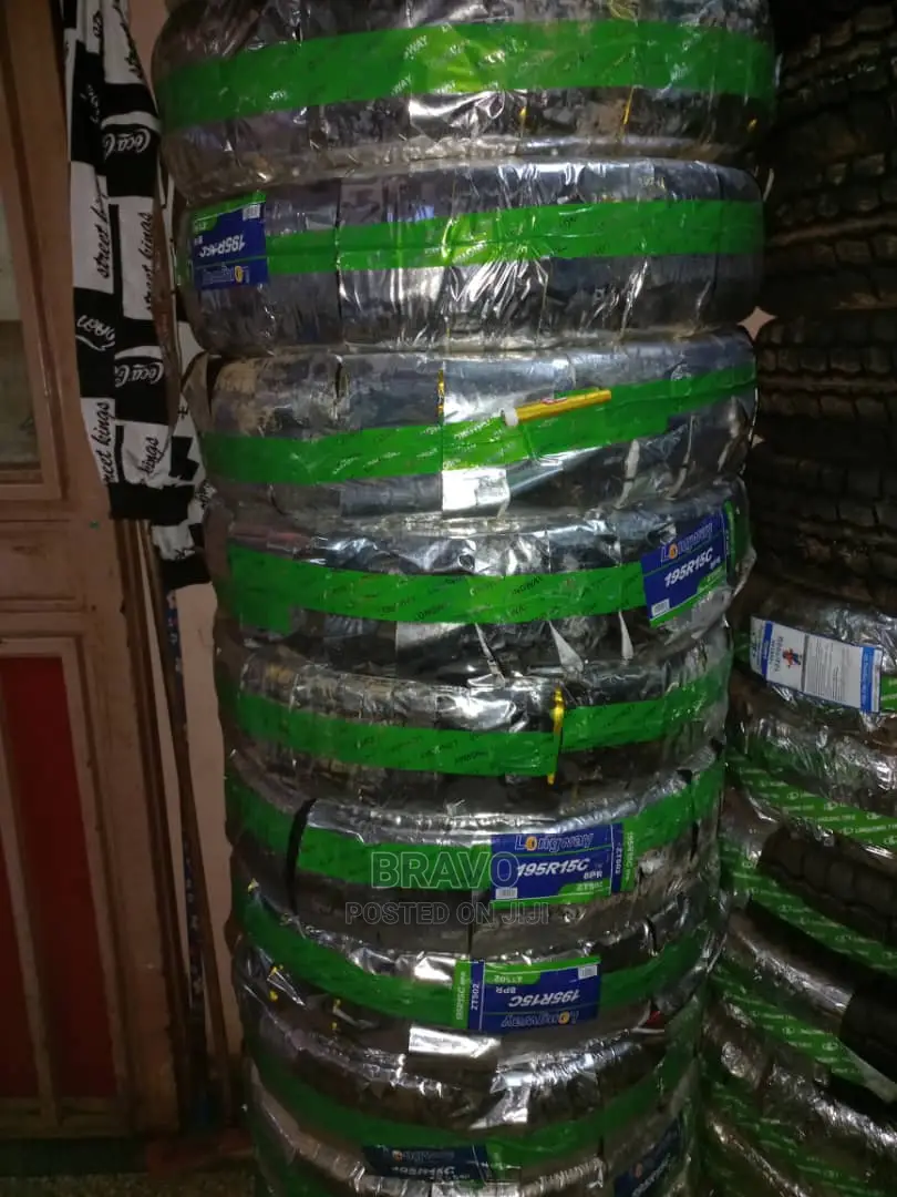 195R15C Long Way Tire