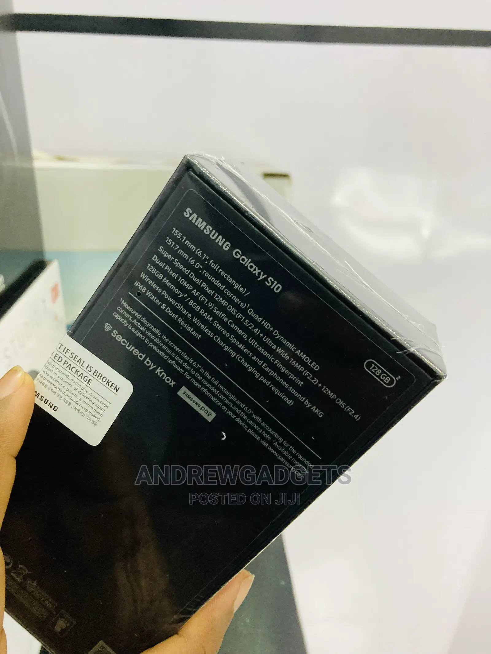 New Samsung Galaxy S10 128 GB Blue
