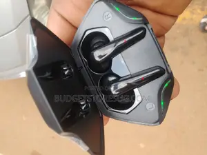 Hybrid Gaming Earbuds Big Bass Fingerprint